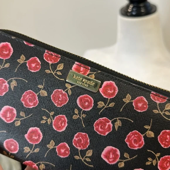 Kate Spade ♠️‎ Laurel Way Hazy Rose Neda Wallet - Picture 3 of 7